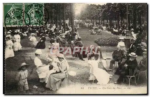 Vichy Cartes postales Un coin du parc