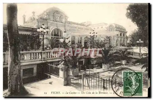 Vichy Cartes postales Le casino Un coin de la terrasse