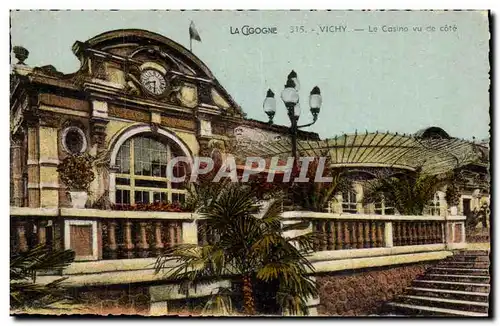 Vichy Cartes postales Le casino vu de cote