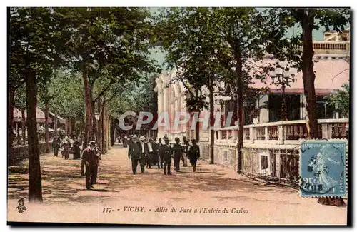 Vichy Ansichtskarte AK Allee du parc a l&#39entree du casino