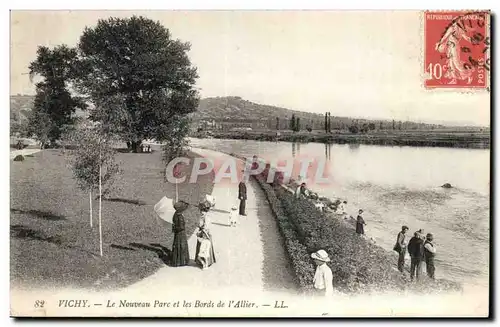 Vichy Cartes postales Le nouveau parc et les bords de l&#39Allier