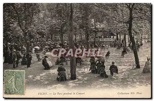 Vichy Cartes postales Le parc pendant le concert