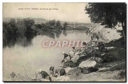 Cartes postales Vichy Les rives de l&#39Allier (lavandieres)