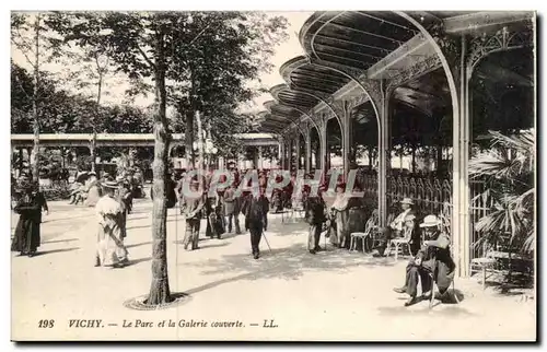 Vichy - Le Parc et la Galerie couverte - Ansichtskarte AK