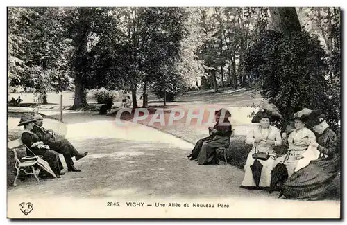 Vichy - Une Allee du Nouveau Parc - Ansichtskarte AK