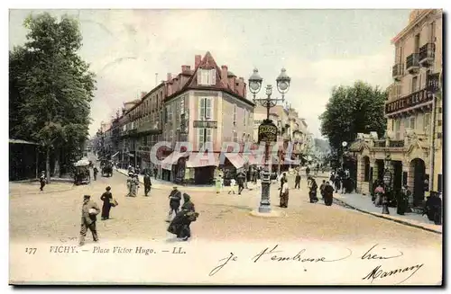 Vichy - Place Victor Hugo - Cartes postales