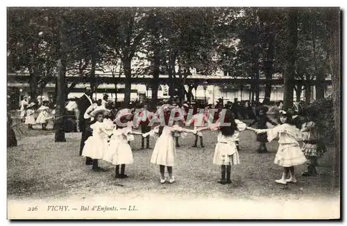Vichy - Bal d&#39Enfants - danse - Cartes postales