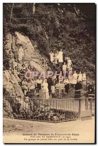 Cartes postales Colonie de vacances St Francois de Regis Fougax et Barrineuf Un groupe de jeunes filles au pied