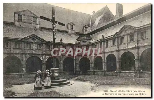 Sainte Anne d&#39Auray Cartes postales Le calvaire et cour interieure du cloitre