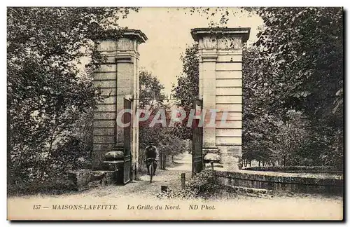 Maisons Laffitte Cartes postales La grille du nord (cycliste)