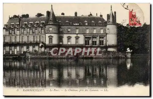 Rambouillet Ansichtskarte AK Le parc Le chateau pris des Canaux