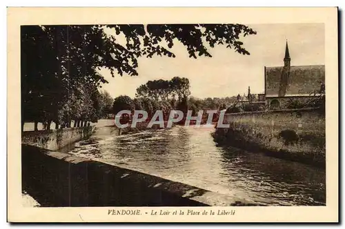 VEndome Cartes postales Le Loir et la place de la Liberte