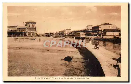 Environs de Montpellier Palavas les Flots Ansichtskarte AK Vue generale entree du canal