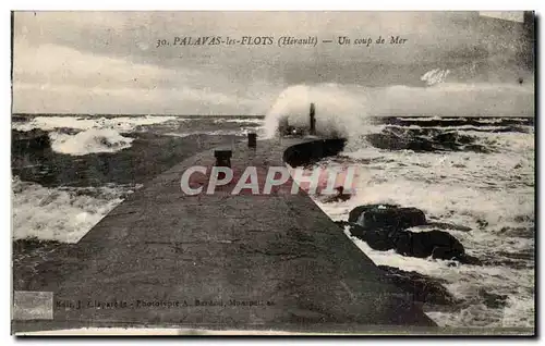 Environs de Montpellier Palavas les Flots Ansichtskarte AK Un coup de mer