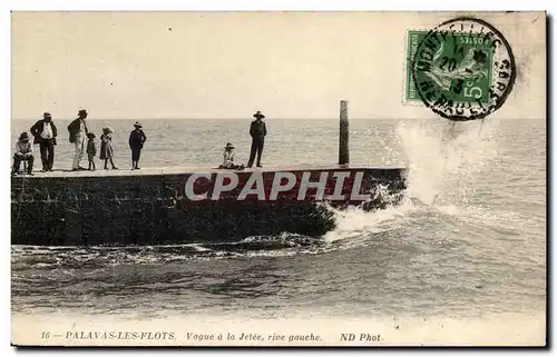 Environs de Montpellier Palavas les Flots Ansichtskarte AK Vague a la jetee rive gauche