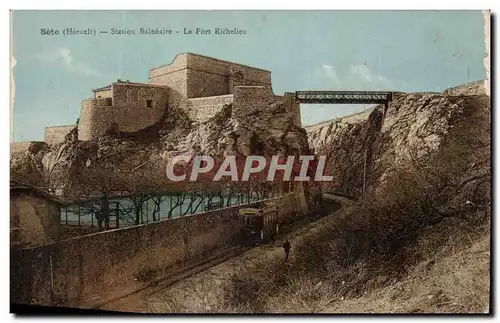 Cette Cartes postales Station balneaire Le fort Richelieu (train)