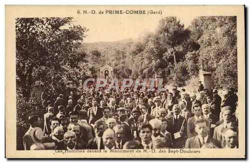 Notre Dame de Prime Combe - Les Hommes devant le monument N D des sept douleurs - Cartes postales