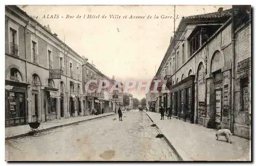 Alais Cartes postales Rue de l&#39hotel de ville et l&#39avenue de la gare