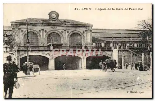 Lyon Cartes postales Facade de la gare de Perrache