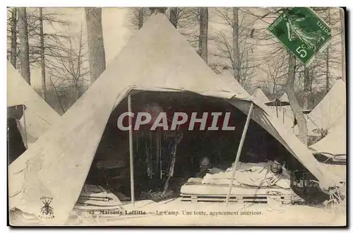 Maisons LAffitte Cartes postales Le camp une tente agencement interieur