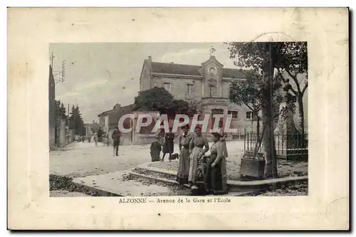 Alzonne Cartes postales Avenue de la gare et l'ecole