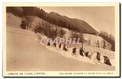 Ansichtskarte AK Abbaye de Tamie l&#39hiver Les moines ouvrant la route dans la neige