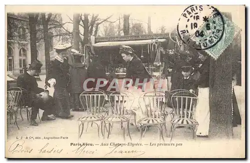 Paris Cartes postales Aux Chgamps Elysees Les premiers pas (enfant) TOP