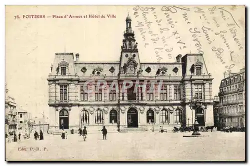 Poitiers Cartes postales Place d'armes et hotel de ville