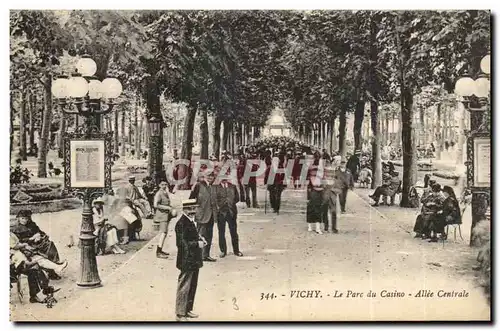 Vichy - Le Parc du Casino - Allee Centrale - Cartes postales