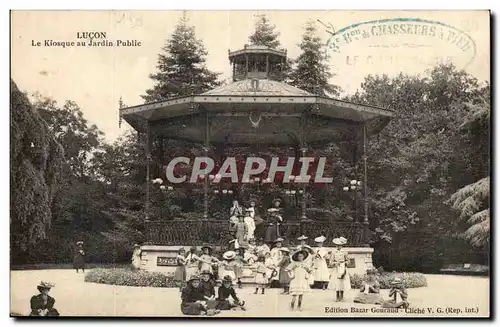 Lucon Cartes postales Le kiosque au jardin public (enfants)