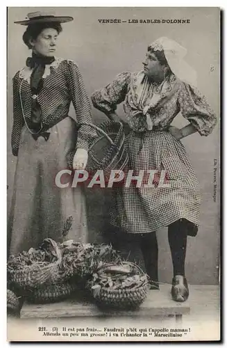 Cartes postales SAbles d&#39olonne (folklore costume)