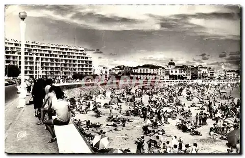 Cartes postales moderne Sables d'olonne La plage devant le casino