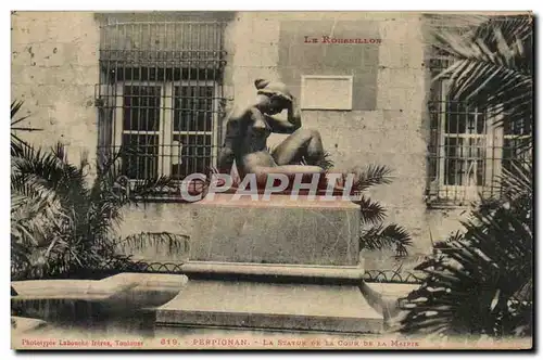 Perpignan Ansichtskarte AK La statue de la cour de la mairie