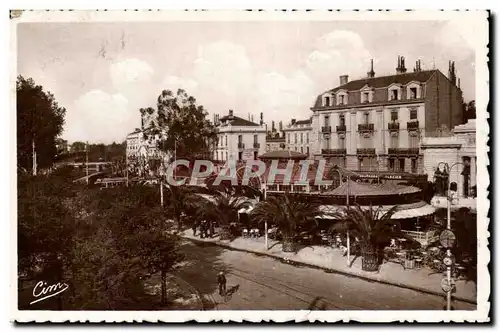 Perpignan - Le Palmarium et la Place Arago - Ansichtskarte AK