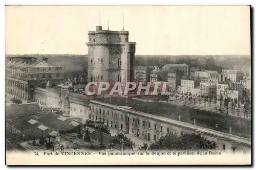 Vincennes Cartes postales Vue panoramique sur le donjon et le pavillon de la reine
