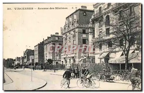 Vincennes Cartes postales Avenue des Minimes (velo cyclistes)