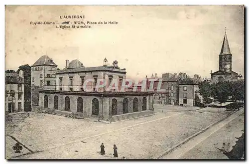 Auvergne Cartes postales Riom Place de la Halle L&#39eglise St Amable