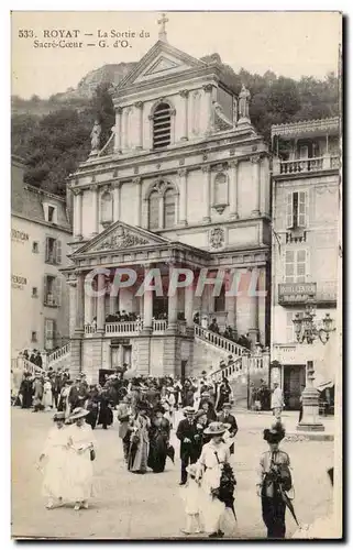 Royat - Le Sortie du Sacre Coeur - Cartes postales