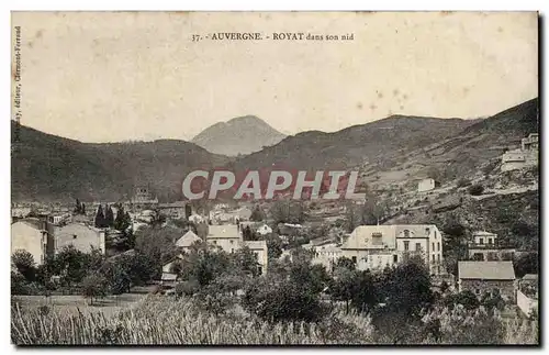 Royat - dans son nid - Cartes postales