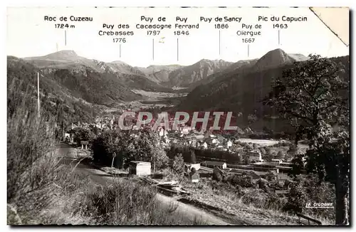 Le Mont Dore - Station Thermale et touristique - Vue Panoramique et la Chaine du Sancy - Cartes postales