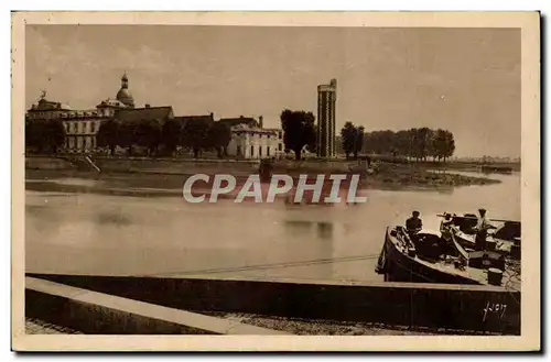 Chalon sur Saone Cartes postales La Saone l&#39hopital et la tour du Doyenne