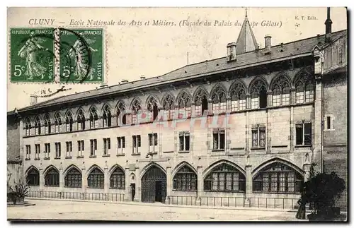 Cartes postales Cluny Ecole nationale des Arts et metiers (facade du palais du pape Gelase)