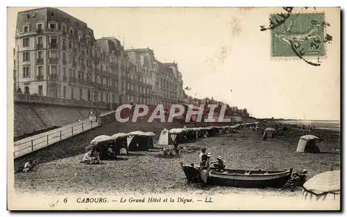 Cabourg Cartes postales Le grand hotel et la digue