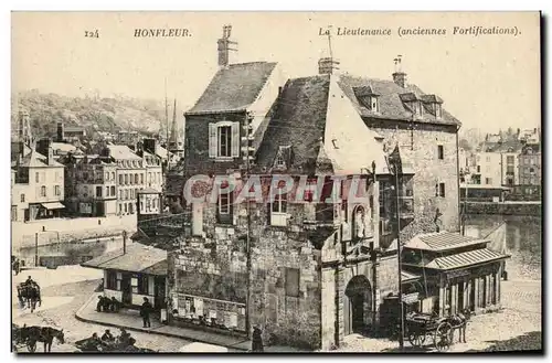 Cartes postales Honfleur la lieutenance (anciennes fortifications)