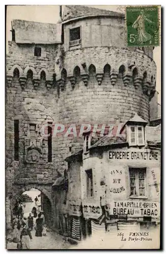 Vannes Cartes postales La porte prison (epicerie graineterie)