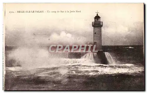 Belle Isle le Palais Ansichtskarte AK Un coup de mer a la jetee Nord (lighthouse)