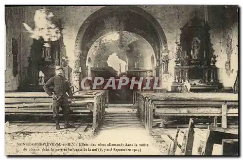 Sainte Genevieve Ansichtskarte AK Effets des obus allemands dans la voute du choeur dans le pave et les bancs de