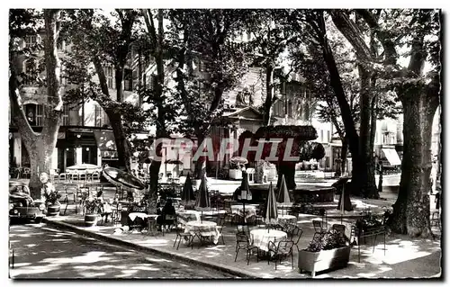 Salon de Provence Ansichtskarte AK La fontaine Moussue et la place Croussillat