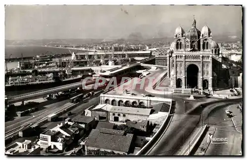 Marseille Cartes postales La cathedrale et les quais de la Joliette