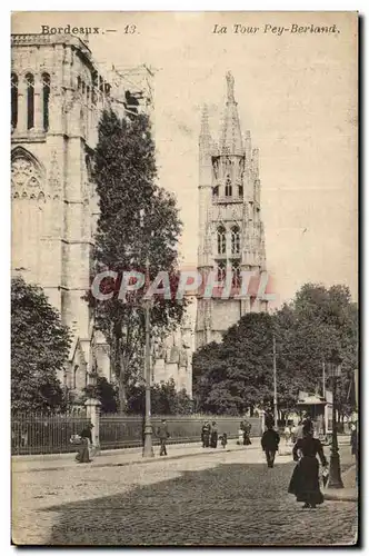 Bordeaux - La Tour Pey Berland - woman with swooshing dress - Ansichtskarte AK